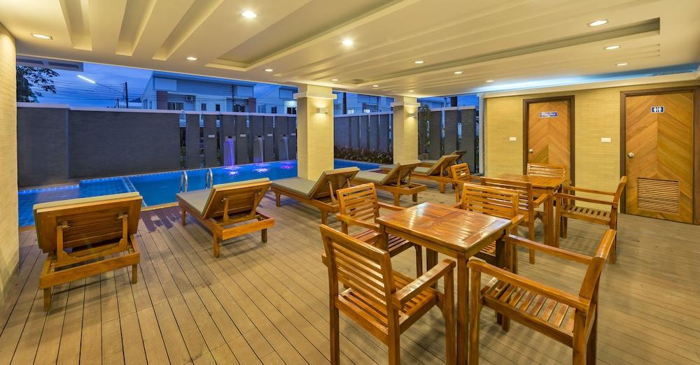 Ratana Hotel Rassada, Phuket Town- Sha Extra Plus Εξωτερικό φωτογραφία